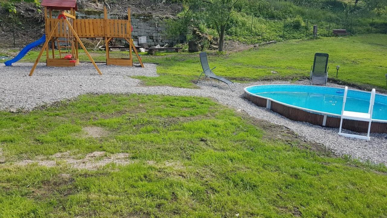 Chalupa V Kopci Vysoka Srbska Exterior photo
