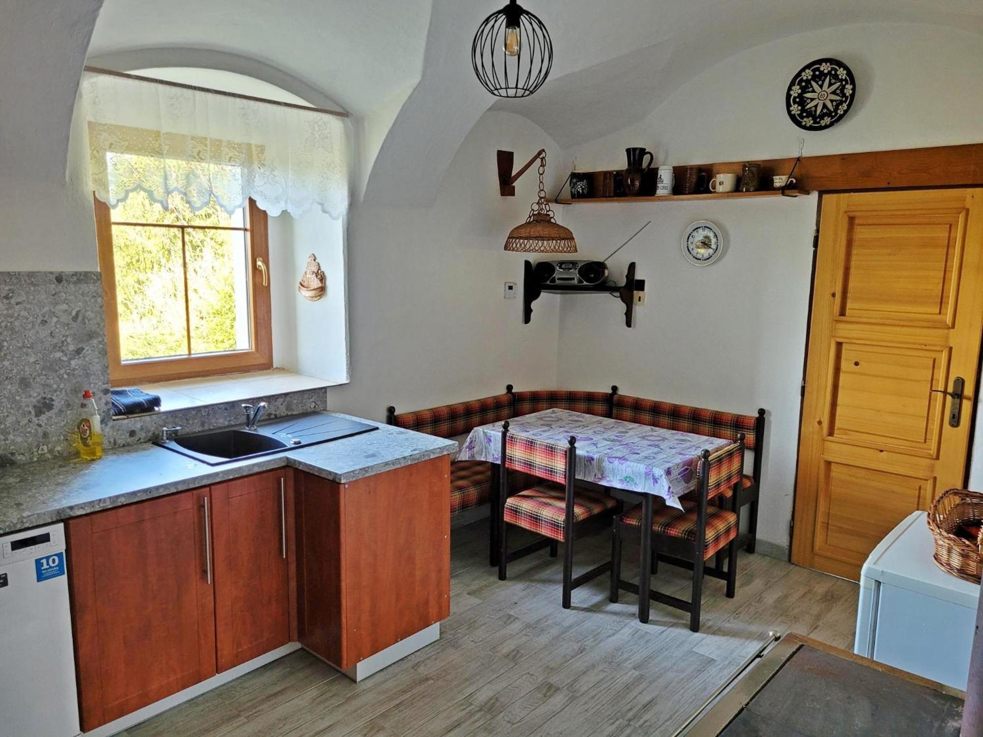 Chalupa V Kopci Vysoka Srbska Exterior photo